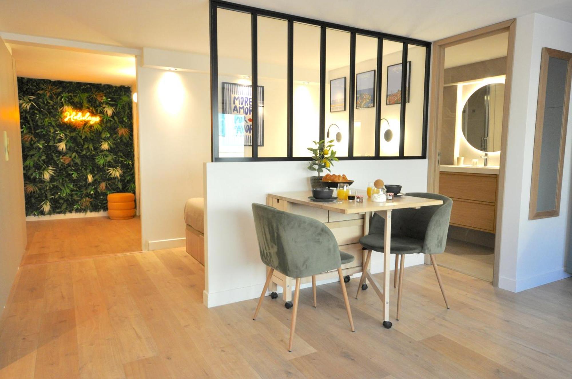 Monaco # Menton - 4 Persons - Hypercenter - Private Parking - Full Renovated - Clim - Fast Wifi - Beach And Sun Zewnętrze zdjęcie